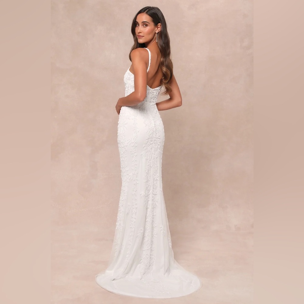 Lulu's White Lace Fitted Wedding Dress with Train